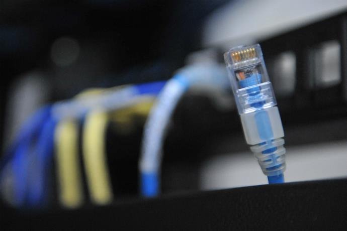 Devido a navega&ccedil;&atilde;o sobrecarregada, operadoras querem impor limites 
