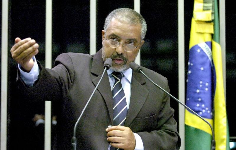 Sem vontade pol&iacute;tica, novas elei&ccedil;&otilde;es podem ser descartadas, diz Paim 