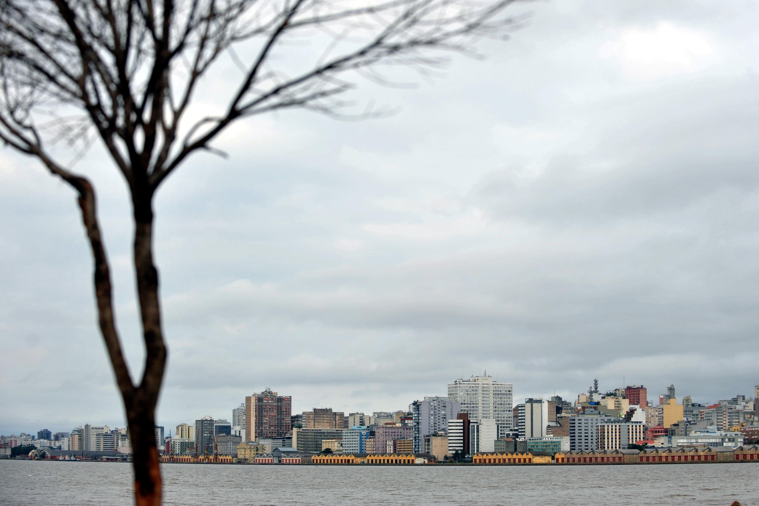 Meteorologia alerta para risco de chuva forte no RS nesta segunda
