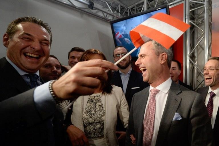 Candidato de ultradireita Norbert Hofer ficou em primeiro lugar, com 35% dos votos.