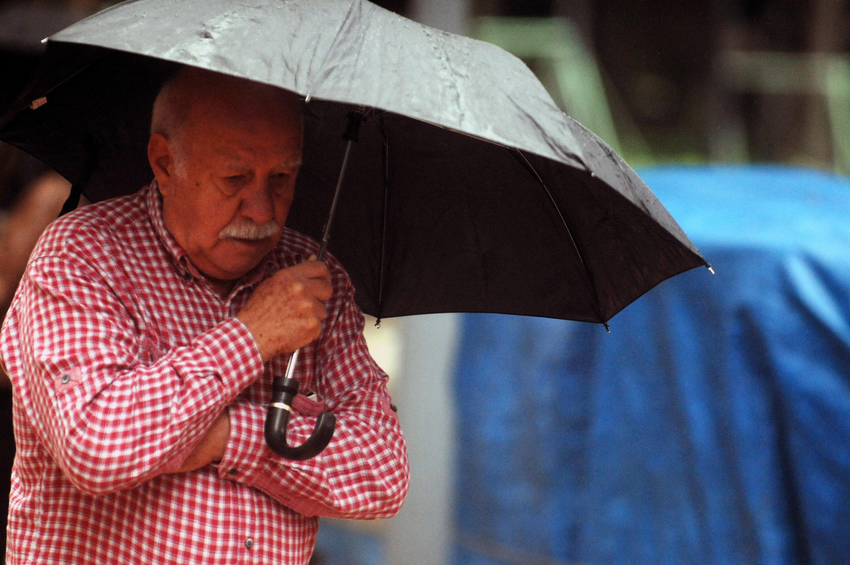 Chuva fraca e constante ampliou a sensa&ccedil;&atilde;o t&eacute;rmica de frio