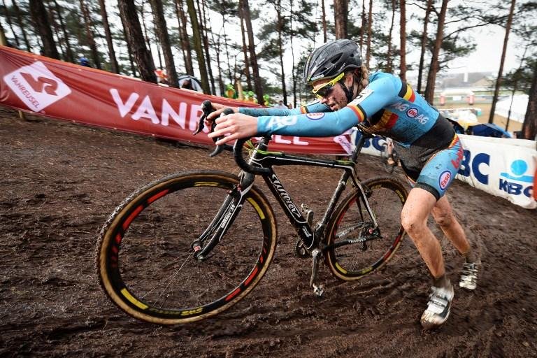 Femke Van den Driessche, de 19 anos, est&aacute; suspensa at&eacute; 10 de outubro de 2021