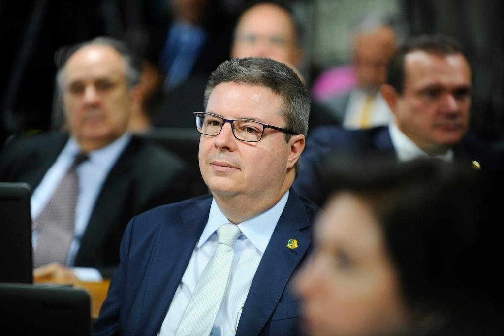 Senador Antonio Anastasia (PSDB-MG) foi confirmado como relator do processo do impeachment 