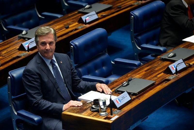 Ex-presidente disse que o plano foi elaborado por senadores do PTB, PSC, PRB, PTC e PR