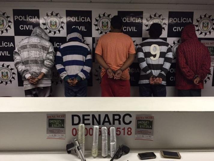 Cinco s&atilde;o detidos por tr&aacute;fico na zona Leste de Porto Alegre