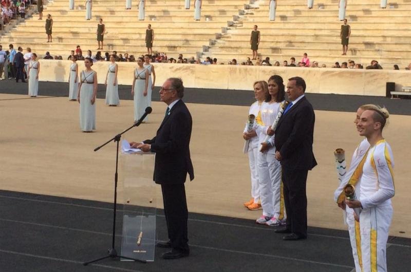 Brasil recebe tocha ol&iacute;mpica dos jogos Rio 2016 em cerim&ocirc;nia na Gr&eacute;cia 