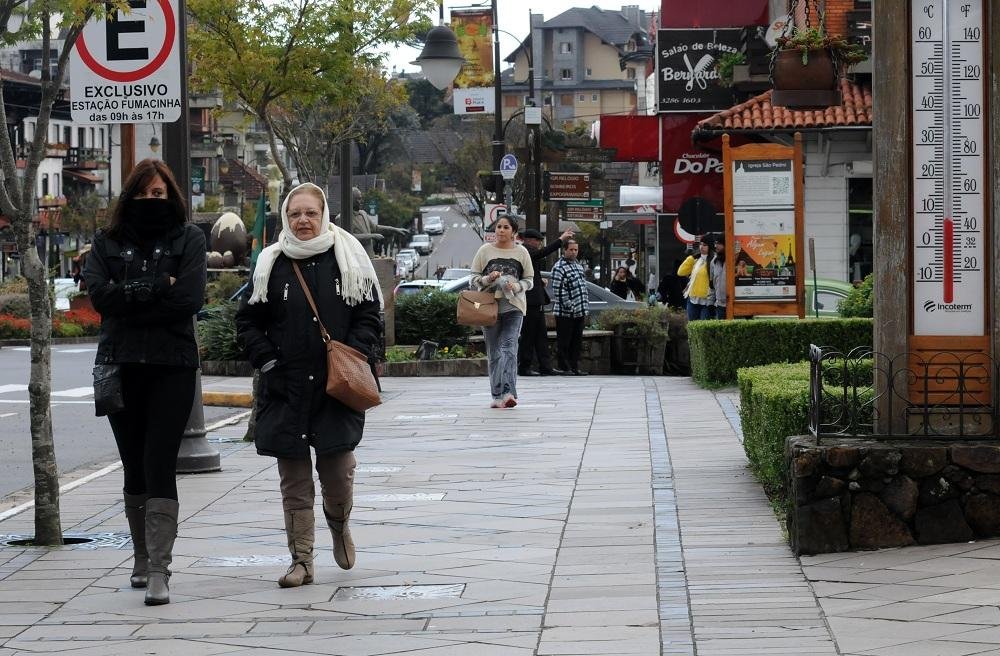 Temperaturas n&atilde;o passaram de 10&deg;C na Serra ga&uacute;cha nesta quarta-feira