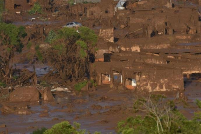 Empresa foi afetada pelo pagamento de multas e exig&ecirc;ncias feitas pelo governo devido ao rompimento da barragem em Mariana