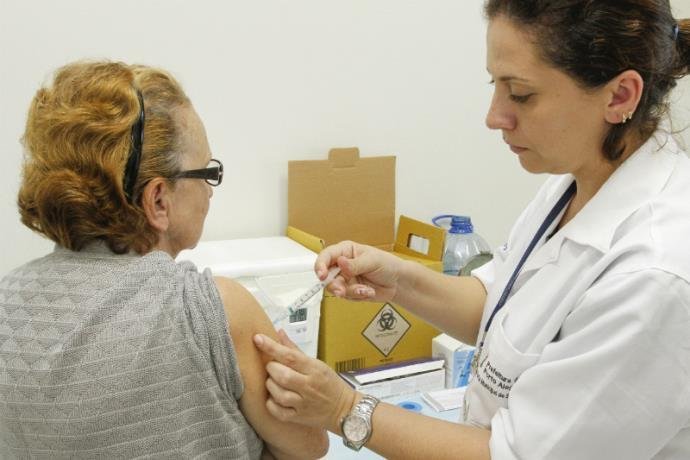 RS tem mais de 1,6 milh&atilde;o de pessoas vacinadas contra gripe A