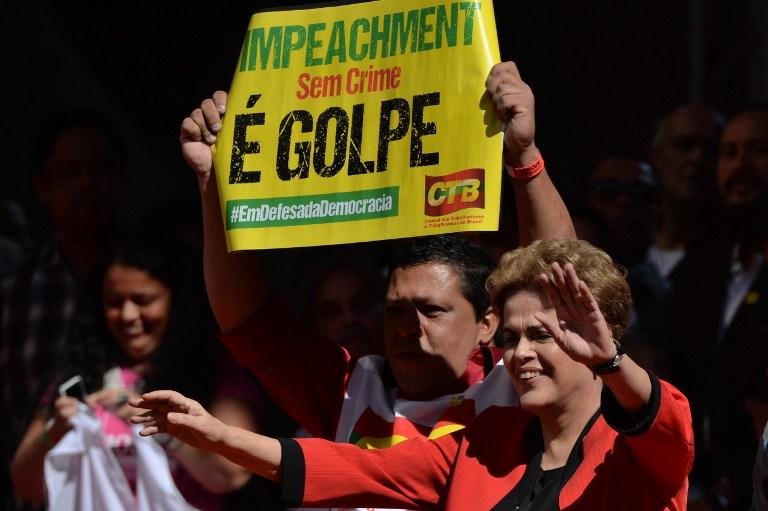 Dilma participa de manifesta&ccedil;&atilde;o contra impeachment em S&atilde;o Paulo 