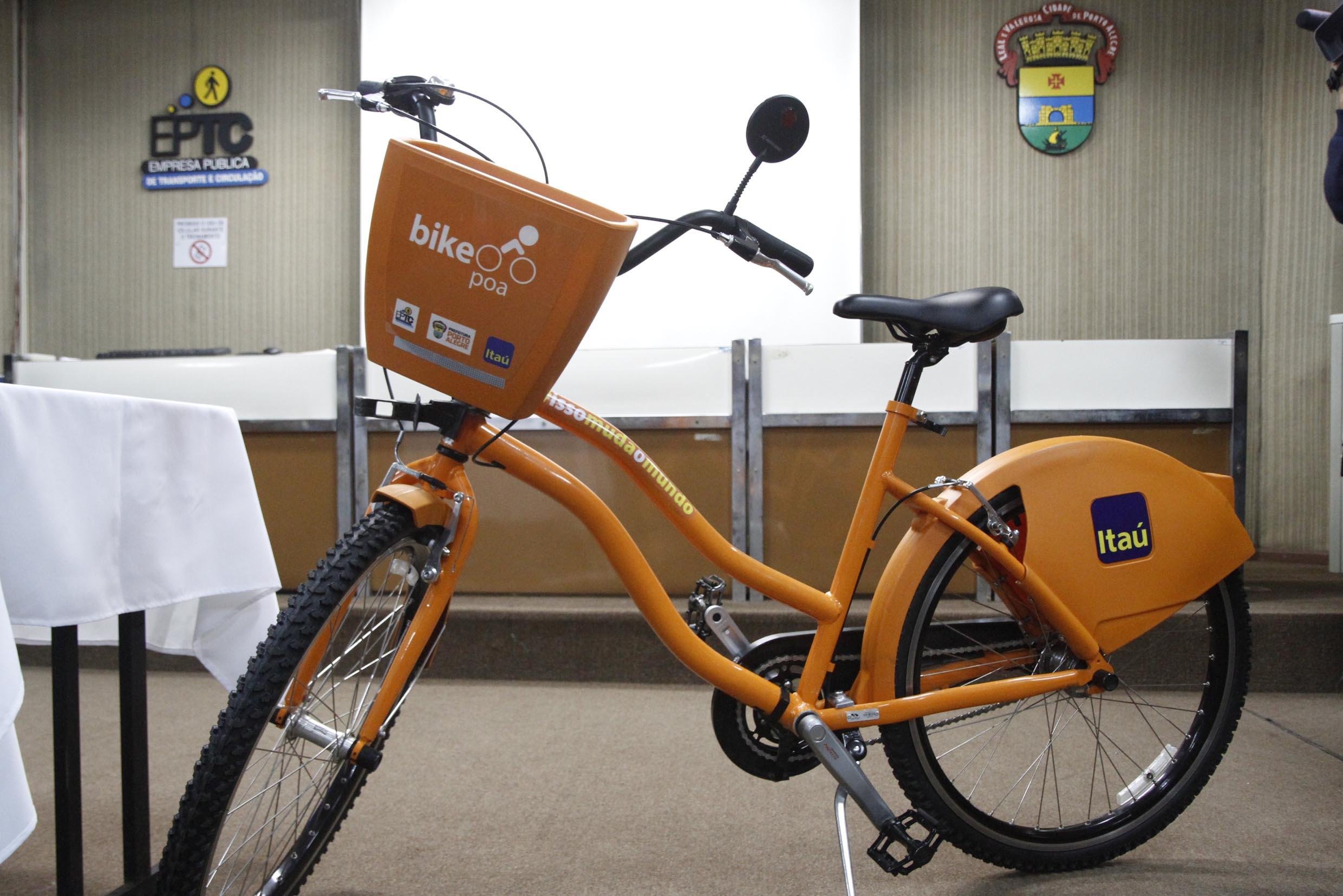 Contrato prev&ecirc; 400 bicicletas funcionando ao mesmo tempo em Porto Alegre