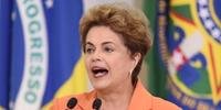 Dilma foi acusada de ter conhecimento das irregularidades envolvendo a refinaria nos Estados Unidos