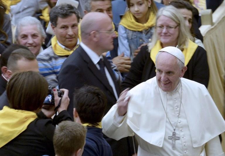 Papa discursou diante de 9 mil m&eacute;dicos e volunt&aacute;rios que se deslocaram ao Vaticano