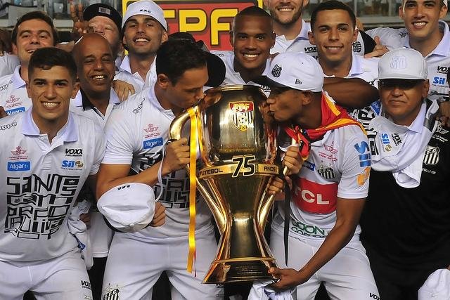 Com vit&oacute;ria sobre o Audax, Santos &eacute; bicampe&atilde;o paulista