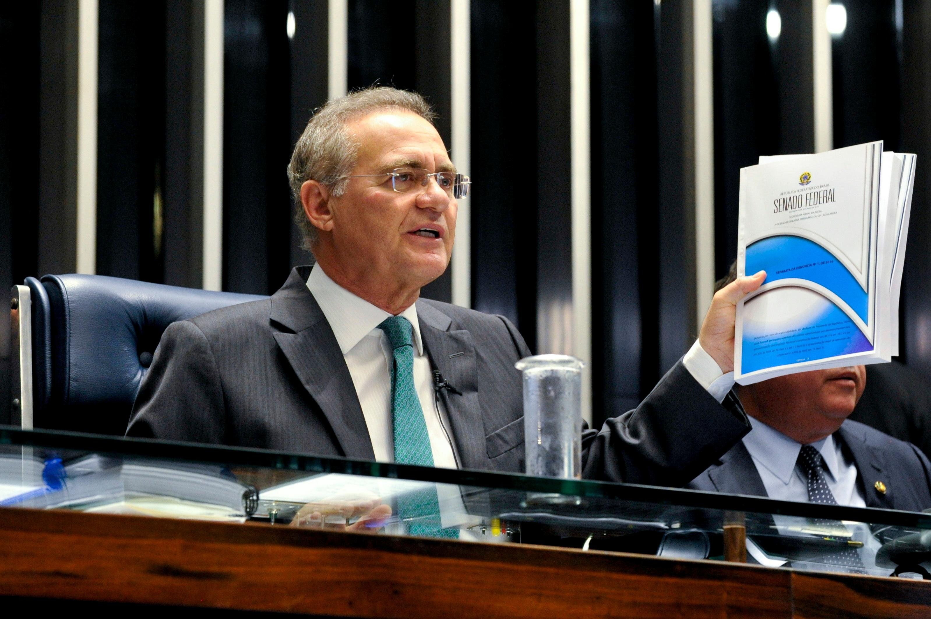 Renan pede serenidade e esp&iacute;rito p&uacute;blico aos senadores que votar&atilde;o impeachment	