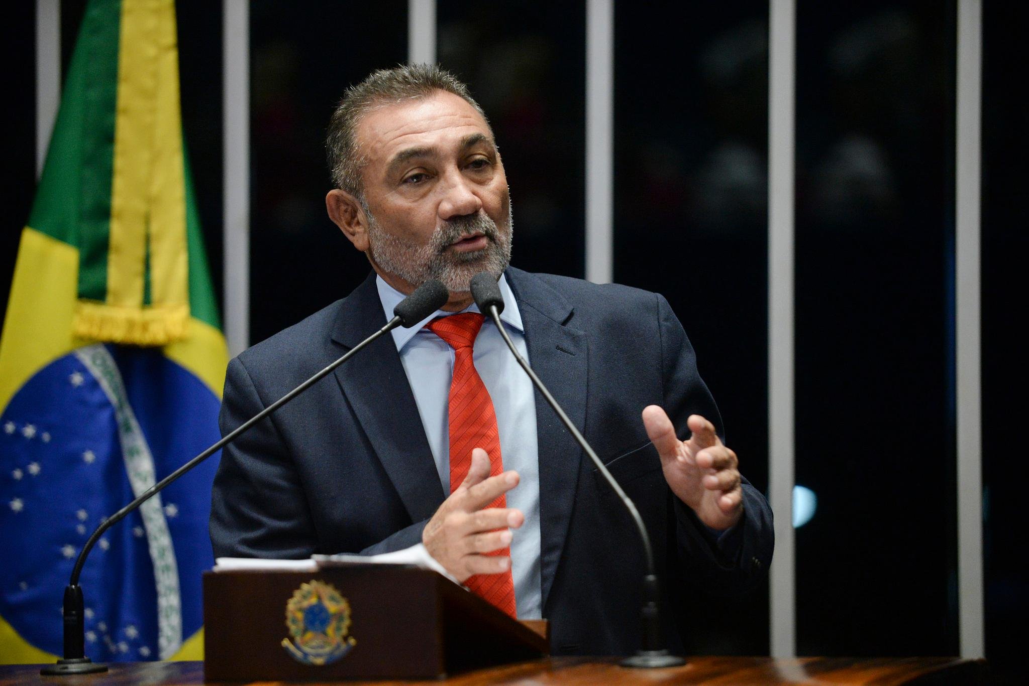Pedetista foi o 12&ordm; a discursar, de um total de 68 senadores inscritos antes da vota&ccedil;&atilde;o 