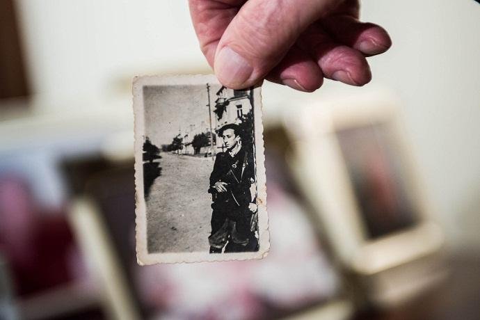 Retratos e imagens de objetos e documentos fazem parte da mostra