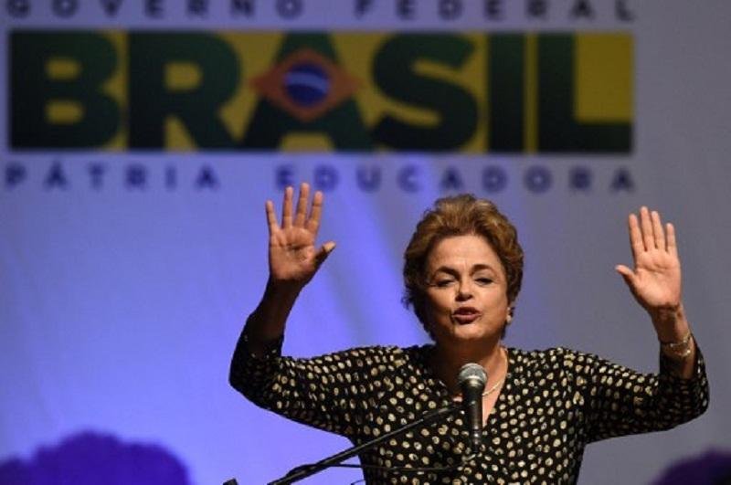 Intima&ccedil;&atilde;o a Dilma traz prerrogativas que ela ter&aacute; durante afastamento do cargo