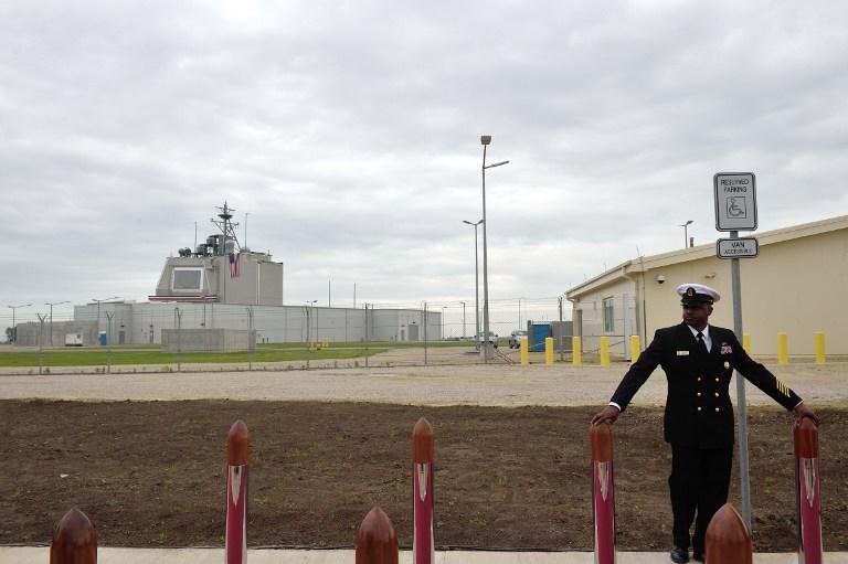  EUA inauguram sistema antim&iacute;ssil na Rom&ecirc;nia, para desgosto de Moscou