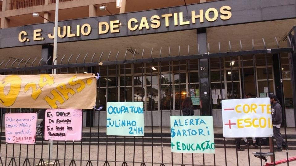 Estudantes do J&uacute;lio de Castilhos enviar&atilde;o of&iacute;cio com reivindica&ccedil;&otilde;es &agrave; Secretaria de Educa&ccedil;&atilde;o