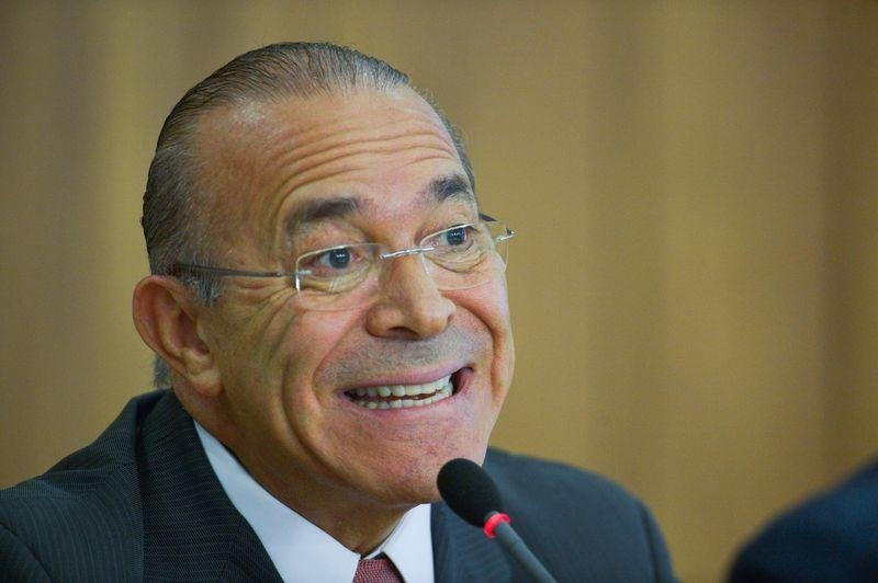 Eliseu Padilha preferiu n&atilde;o explicar as raz&otilde;es do governo n&atilde;o ter escolhido mulheres para o minist&eacute;rio