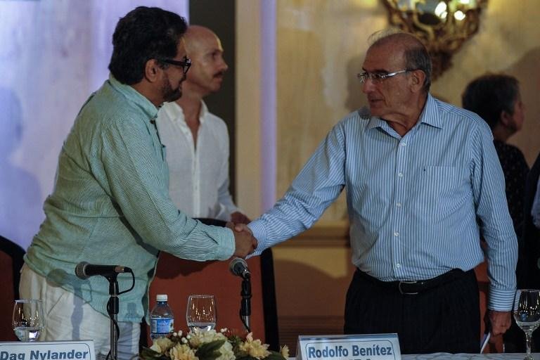  Ato faz parte do processo de paz prestes a ser assinado em Cuba entre o grupo rebelde e o governo da Col&ocirc;mbia perante a ONU