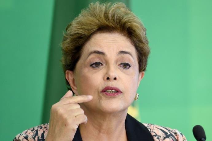 Dilma retorna a Bras&iacute;lia e ter&aacute; reuni&otilde;es no Pal&aacute;cio da Alvorada