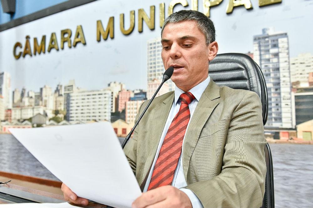 Trogildo comparou reposi&ccedil;&atilde;o pela infla&ccedil;&atilde;o ao mesmo direito das classes trabalhadoras