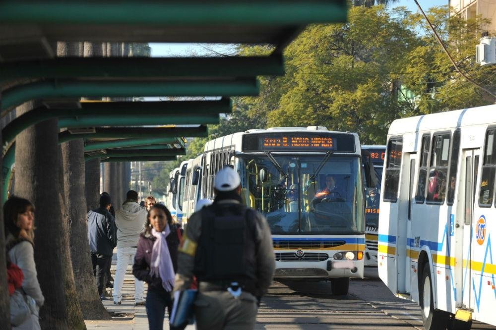 Concession&aacute;rias entraram com a&ccedil;&atilde;o por suposto preju&iacute;zo quando tarifa foi mantida em R$ 3,25