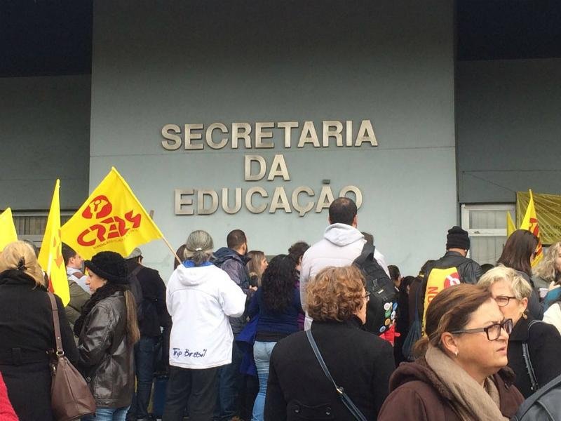 Princ&iacute;pio de confus&atilde;o marca reuni&atilde;o entre Cpers e governo em Porto Alegre
