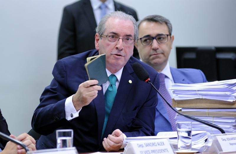 Parlamentar afastado voltou a negar rela&ccedil;&atilde;o com contas fora do pa&iacute;s