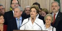 Desde que foi afastada, Dilma trabalha ´mais leve´ no Palácio da Alvorada