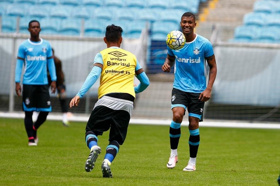 Walace pede vit&oacute;ria diante do Flamengo para retomar confian&ccedil;a