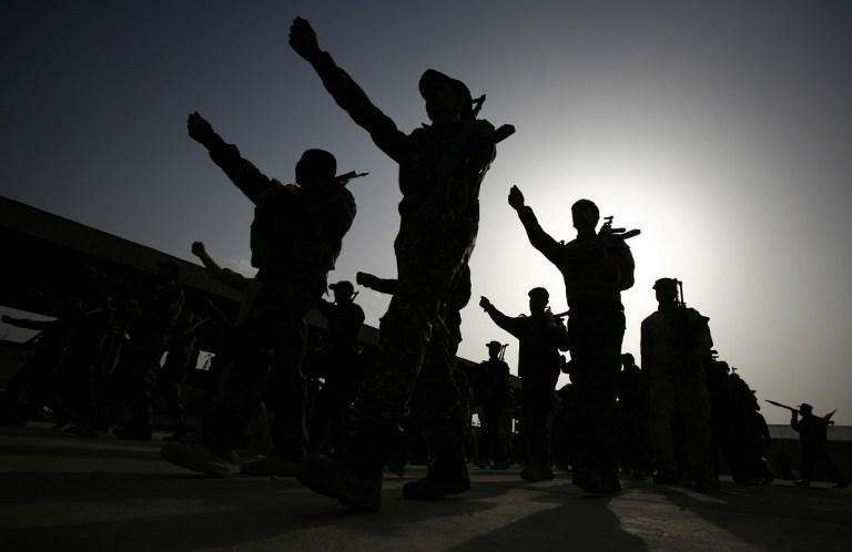 EI amea&ccedil;a EUA e tenta levantar moral de combatentes na S&iacute;ria e no Iraque