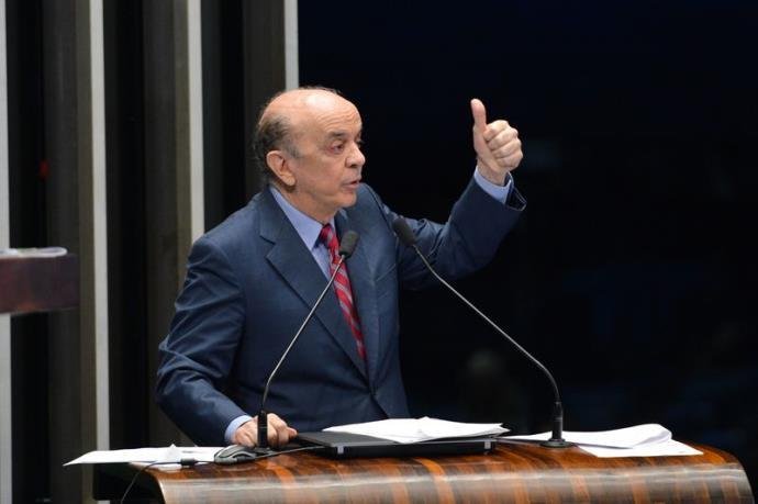 Serra inclui debate de "dobradinha" em ida a Buenos Aires