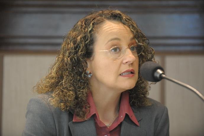 PSOL lan&ccedil;ou Luciana Genro como pr&eacute;-candidata &agrave; prefeitura da Capital