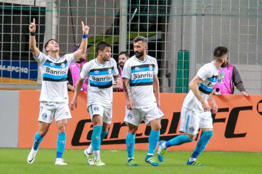 Tricolor dominou a marca&ccedil;&atilde;o e foi preciso nos ataques para vencer por 3 a 0