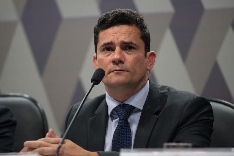 Moro afirmou que &eacute; necess&aacute;rio recuperar os valores desviados pelos criminosos