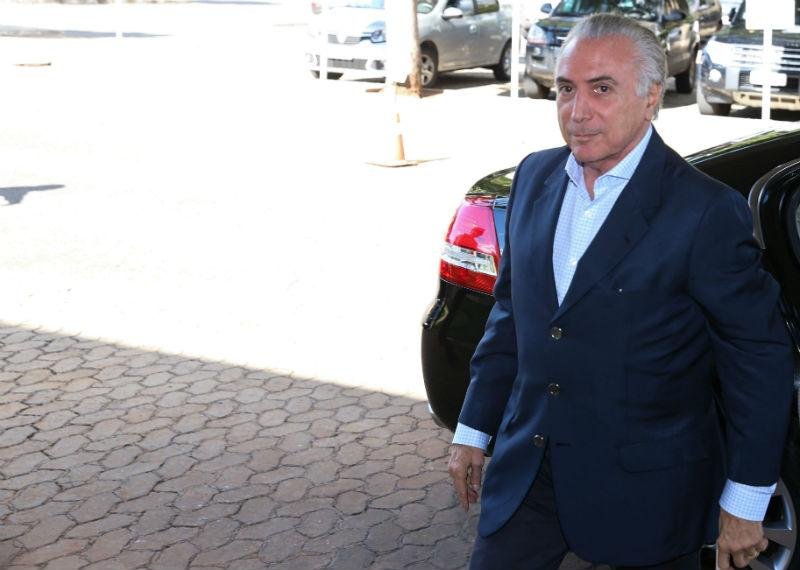 Decreto transfere cinco secretarias para Casa Civil