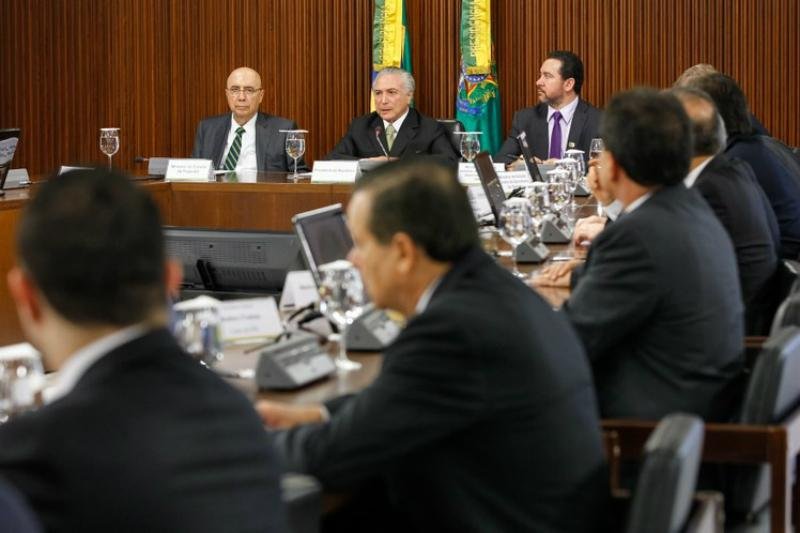 L&iacute;deres decidir&atilde;o sobre desvincula&ccedil;&atilde;o de receitas da uni&atilde;o