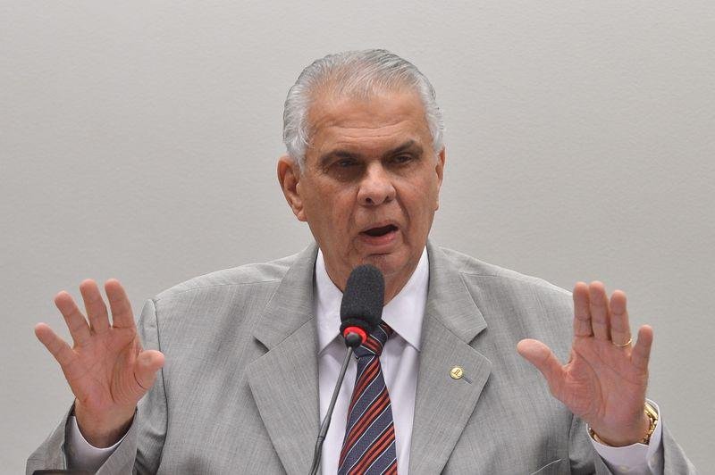 Jos&eacute; Carlos Ara&uacute;jo garantiu que isso s&atilde;o formas de afastar parlamentares favor&aacute;veis &agrave; cassa&ccedil;&atilde;o de Cunha