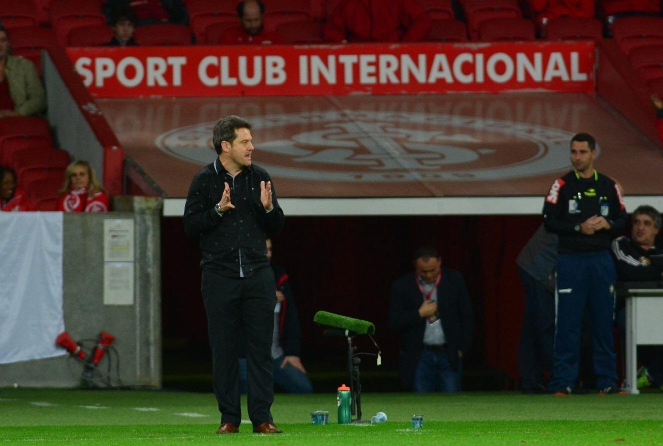 T&eacute;cnico afirma que desafio do Inter &eacute; sempre jogar pr&oacute;xima rodada "como se fosse a &uacute;ltima"
