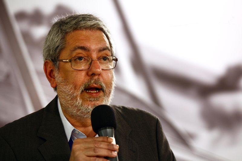 Ricardo Melo entrou com mandato de seguran&ccedil;a no STF alegando que decis&atilde;o de Temer foi "arbitr&aacute;ria"