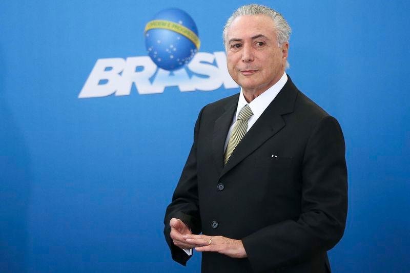 Temer afirmou que reajuste dos servidores levou em conta c&aacute;lculo pol&iacute;tico