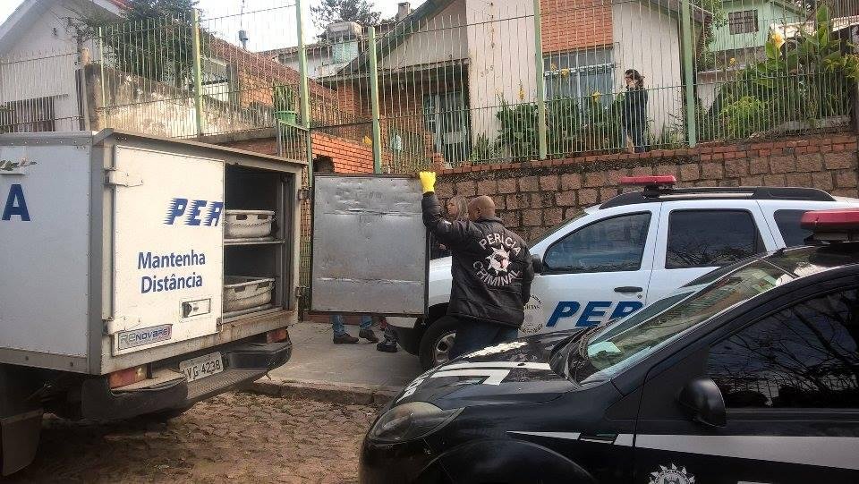 Per&iacute;cia estima que v&iacute;timas de chacina morreram na semana passada