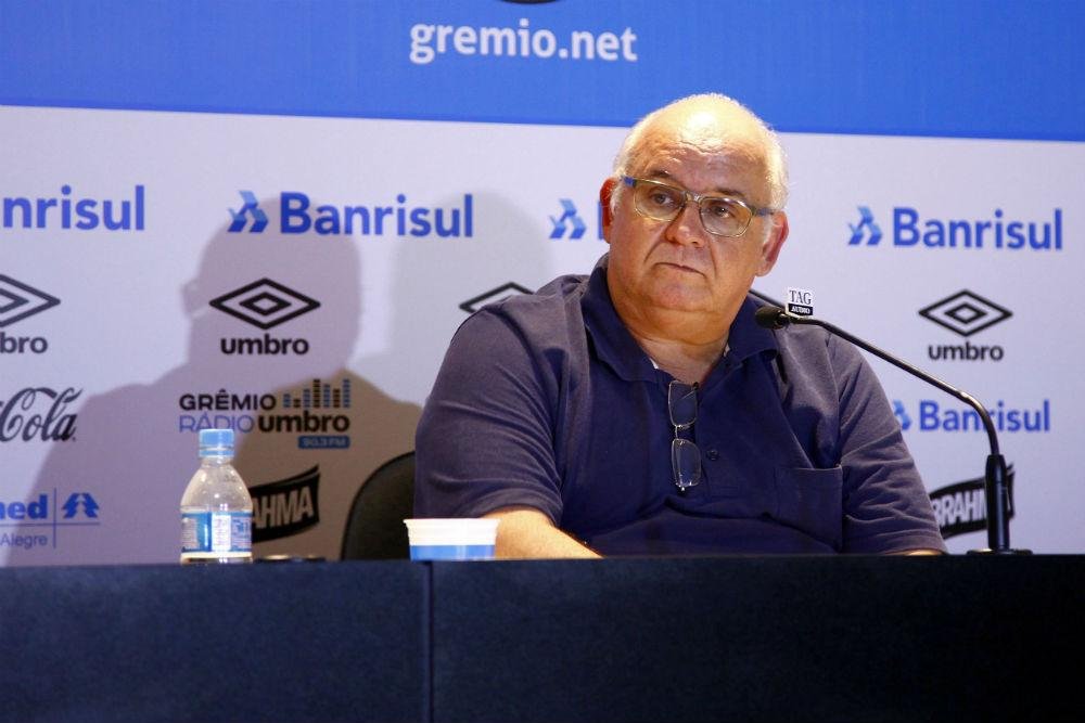 Presidente do Gr&ecirc;mio acredita que treinador n&atilde;o conseguiu compreender sua compara&ccedil;&atilde;o