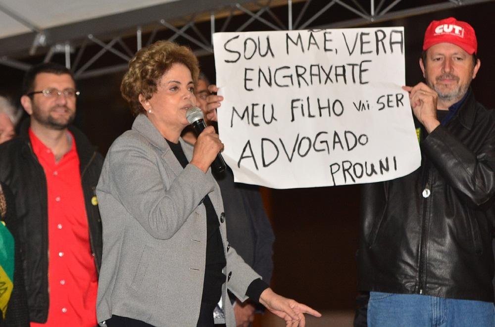 Dilma participou de ato na Esquina Democr&aacute;tica nessa sexta