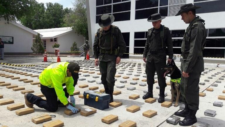 Coca&iacute;na tinha como destino o porto de Roterd&atilde;, na Holanda