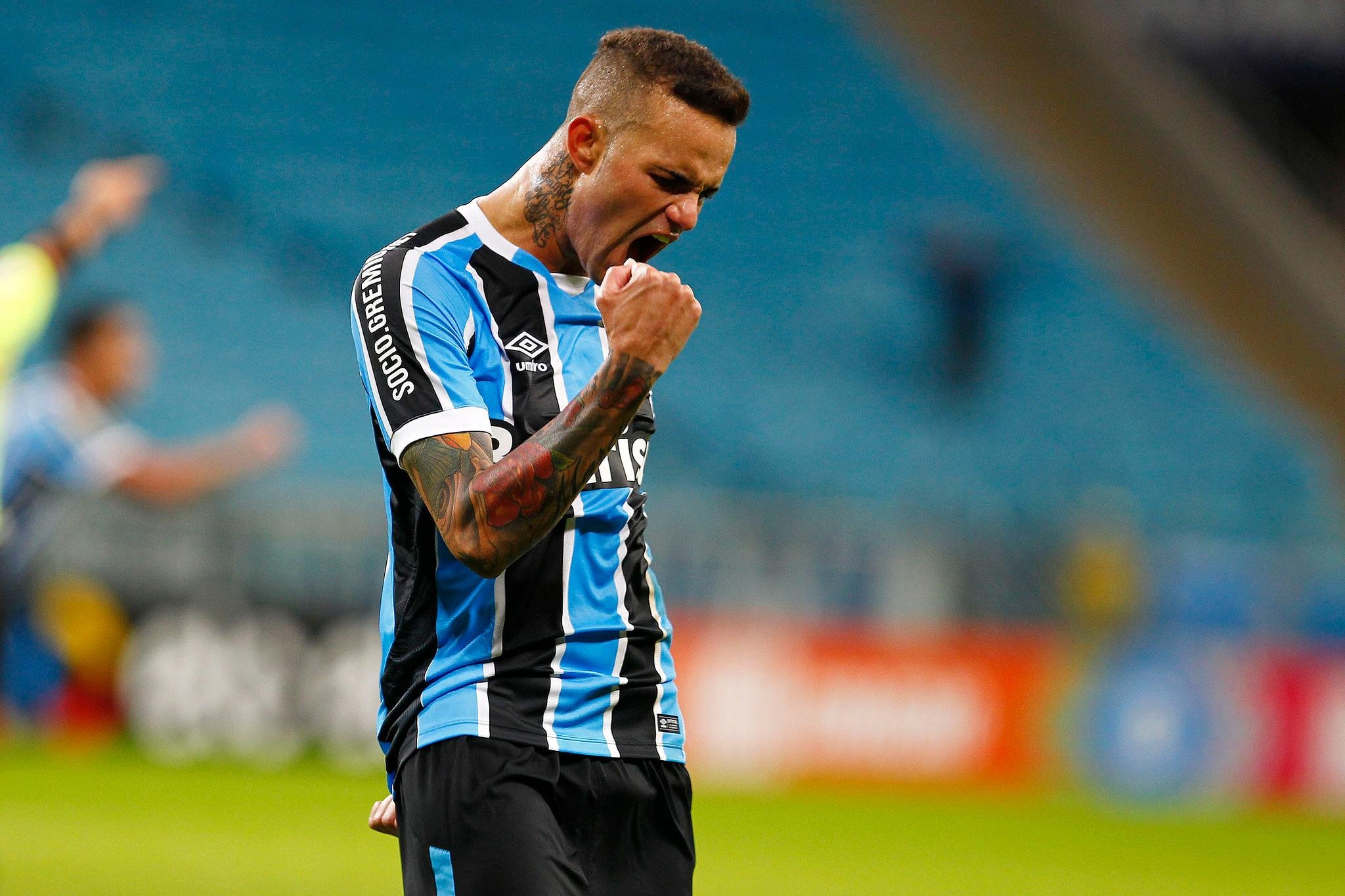Com gola&ccedil;o de Luan, Gr&ecirc;mio vence a Ponte Preta