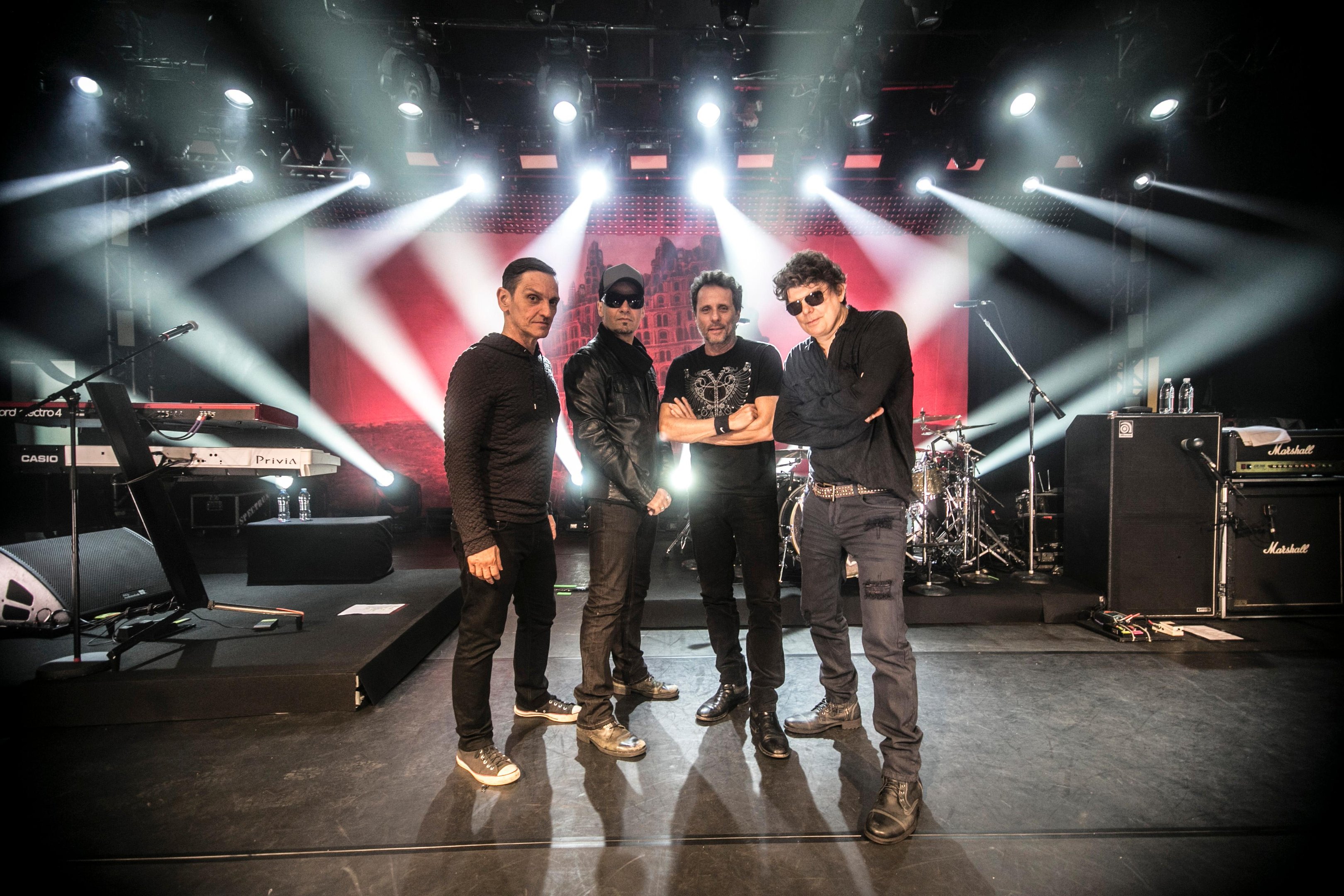 Banda traz as m&uacute;sicas do disco "Nheengatu", al&eacute;m dos sucessos mais antigos